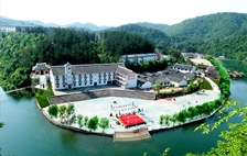 绿林山生态旅游度假村